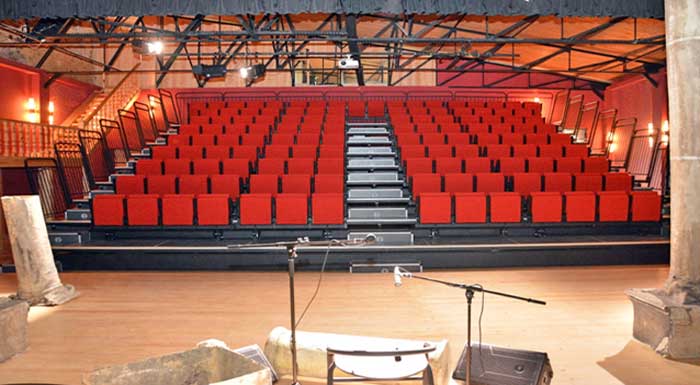 Le Théâtre Riad Sultan à Tanger célèbre son 3ème anniversaire avec une programmation riche et diversifiée Le Théâtre Riad Sultan à Tanger célèbre son 3ème anniversaire avec une programmation riche et diversifiée